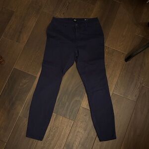 GAP Women's Navy skinny jeans